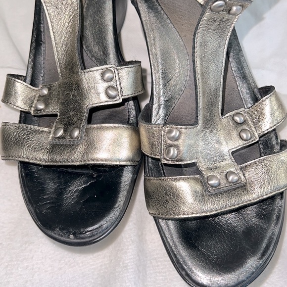 Naot Bronze Wedge Sandals - Picture 3 of 7